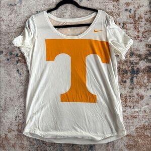 Nike Women's Tee with Bold Orange Tennessee Vols T Graphic